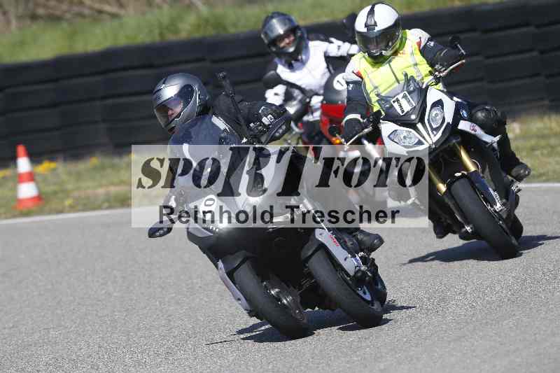 /01 02.04.2026 MAZ ADR/Gruppe gelb Gruppe gruen/10